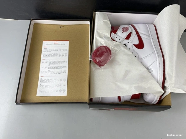 Cheap LUCY Retro Resilient Red Jordan1 555088- 3768 Metallic 1027